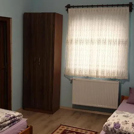 Nil Story House