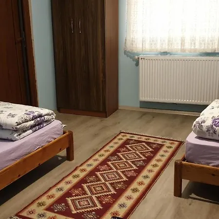 Hostel Nil Story House *