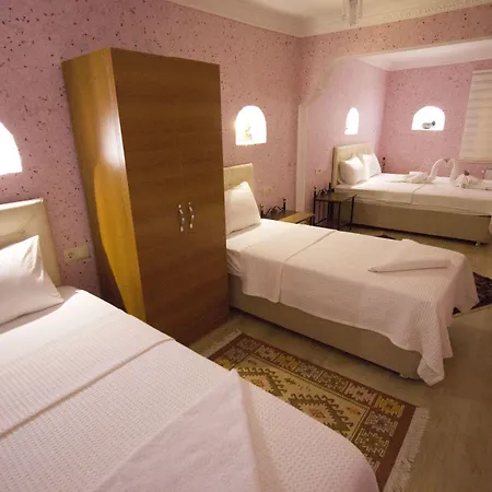 Nil Story House بيت شباب *